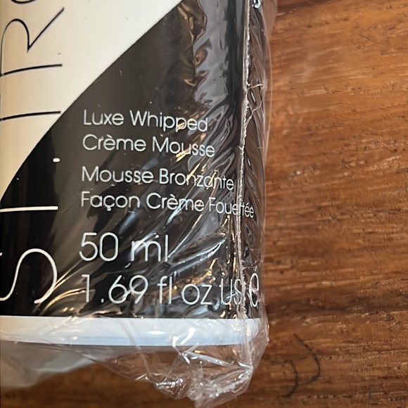 NWT • St. Tropez • Self Tanning Mousse & Mitt - Picture 4 of 5